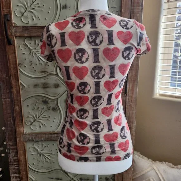 I❤️🌎 Fitted Burnout Tee with Cap Sleeves | Medium - Picture 4 of 7